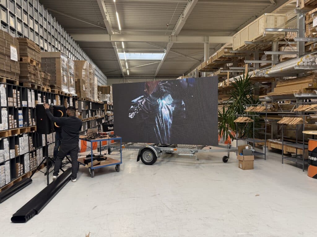 Verhuur LED aanhanger